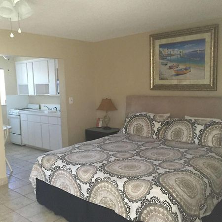 Southern Seas Resort Lauderdale-by-the-Sea Exterior photo